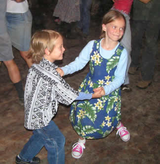 Dancing Childrn